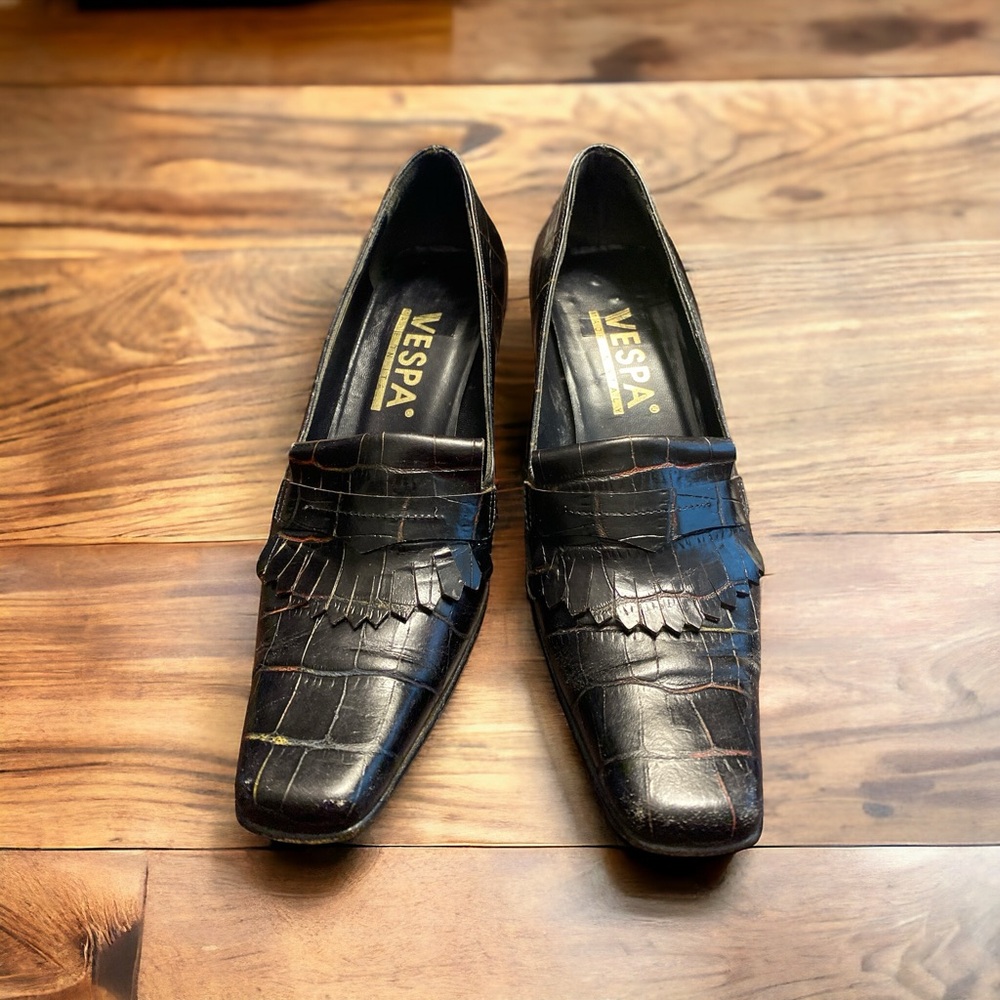 Women’s shoes size 5 black leather 2” heel made in Italy worn but not abused